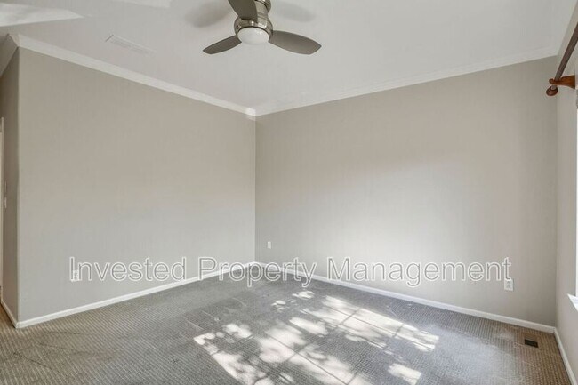 Building Photo - 9531 Cedarhurst Ln