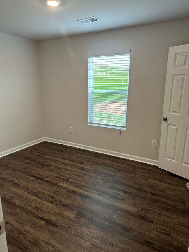Building Photo - Coming Soon! Beautiful 3-Bedroom, 2-Bath Home in Deer Brook Crossing