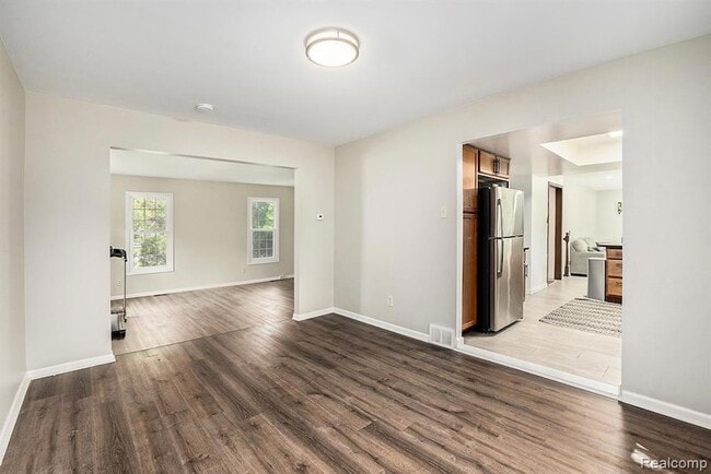 Building Photo - 17346 Fairway