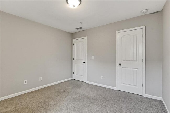 Building Photo - 1237 Foxcroft Ln