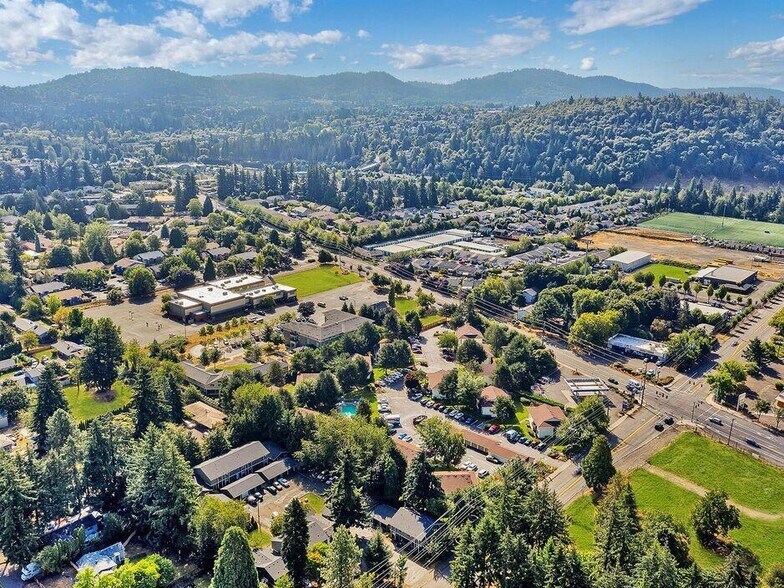 View of City Foothills Apartments Portland OR - Foothills Apartments