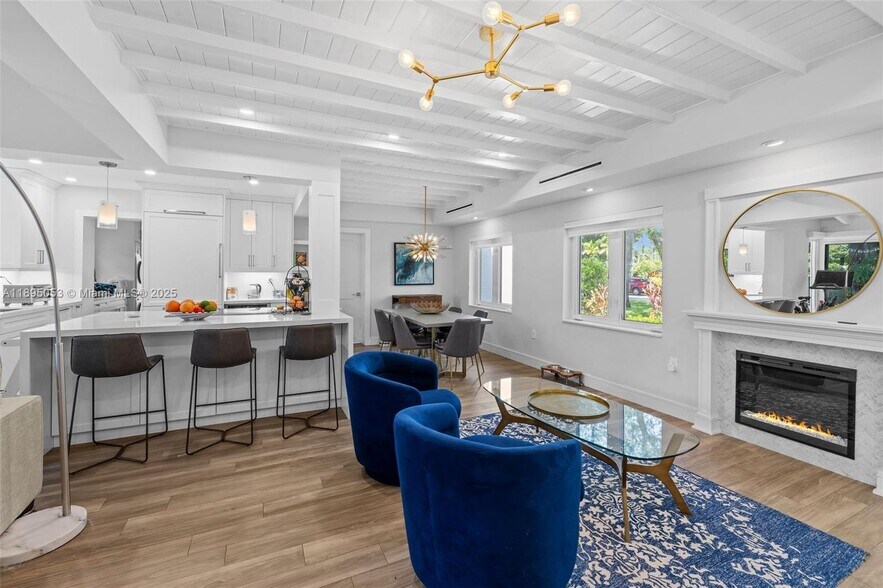 Building Photo - 90 NE 106th St