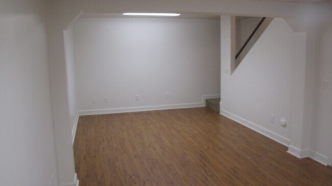 Building Photo - Well-kept 3 bedroom 2 1/2 bath home in the heart of Clemmons