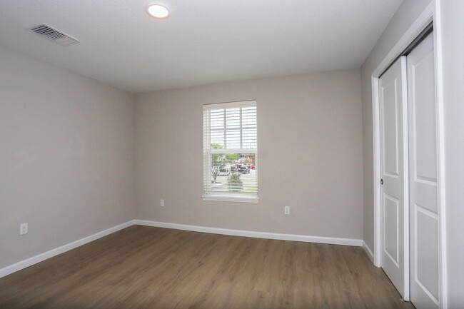 Floorplan - Royal Oak Apartments