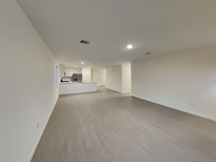Building Photo - 421 Texas Pecan Dr