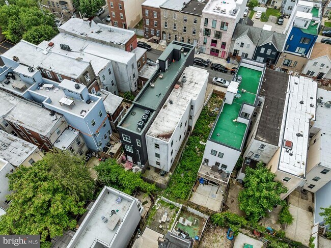 Building Photo - 1805 N 18th St