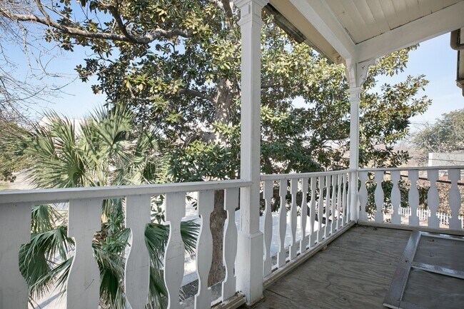 Building Photo - GOVERNMENT HILL***APARTMENT***CLOSE TO FT. SAM & THE PEARL