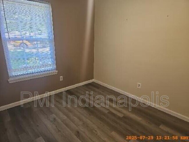 Building Photo - 13015 Wingstem Ct