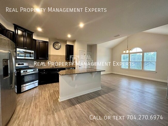 Building Photo - 12632 ES Draper Dr