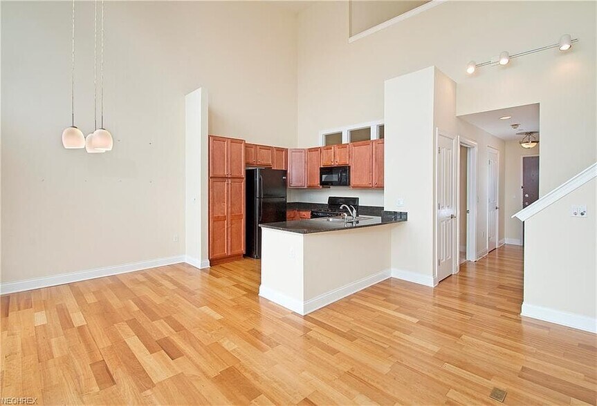 Building Photo - 16800 Van Aken Blvd