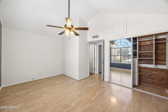 Building Photo - 5704 E Aire Libre Ave