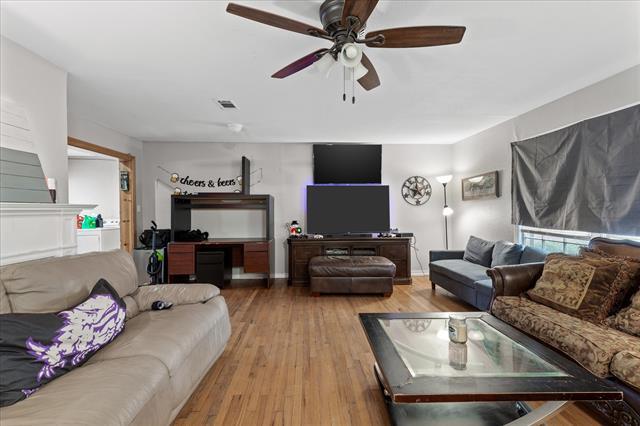 Building Photo - 4016 Acacia St