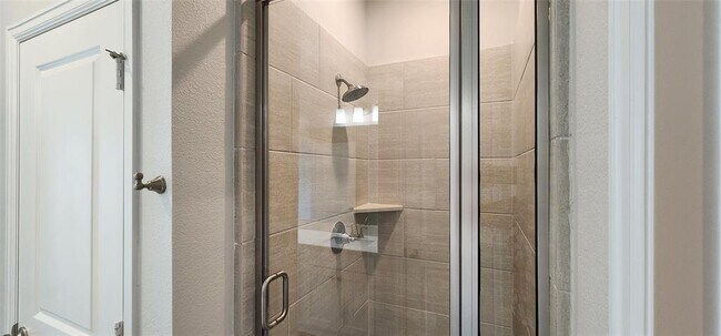 Building Photo - 336 Banyon Dr