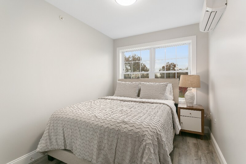 Building Photo - 1645 Black Rock Tpke