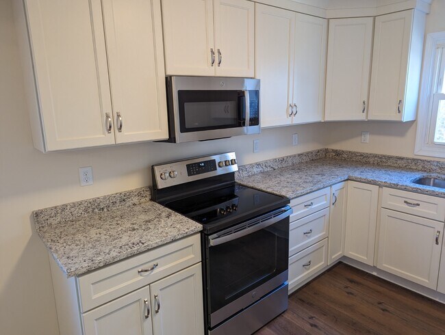 Building Photo - 1836 Perryville Rd