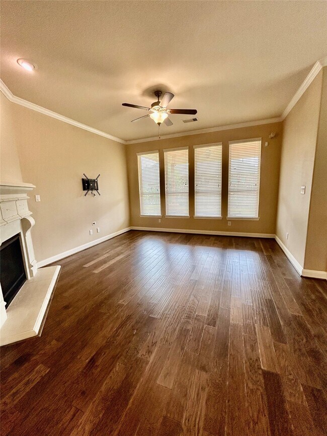 Building Photo - 27239 Aspen Falls Ln