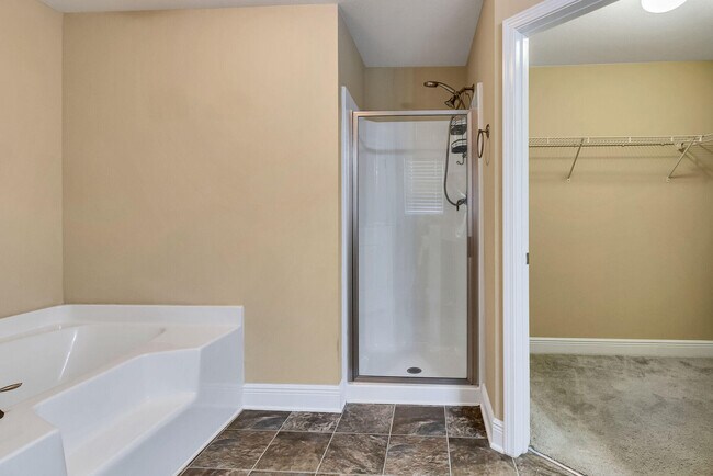 Building Photo - 1952 Bay Pine Cir