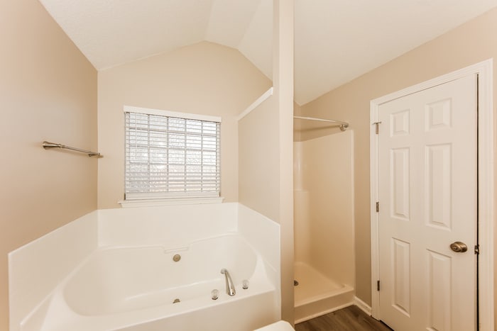 Building Photo - 3022 Summer Breeze Dr