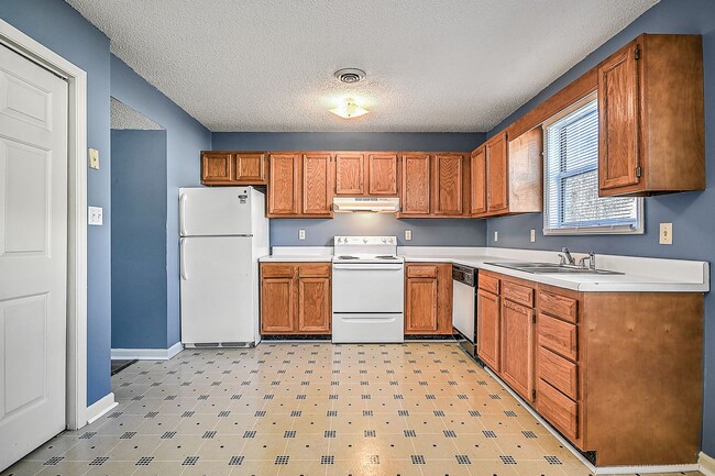 Building Photo - 360 Britton Ave