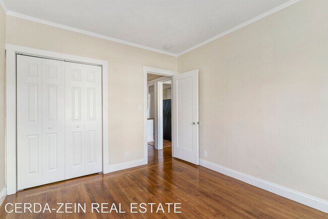 Building Photo - 2 br, 1 bath House - 1409 Page St