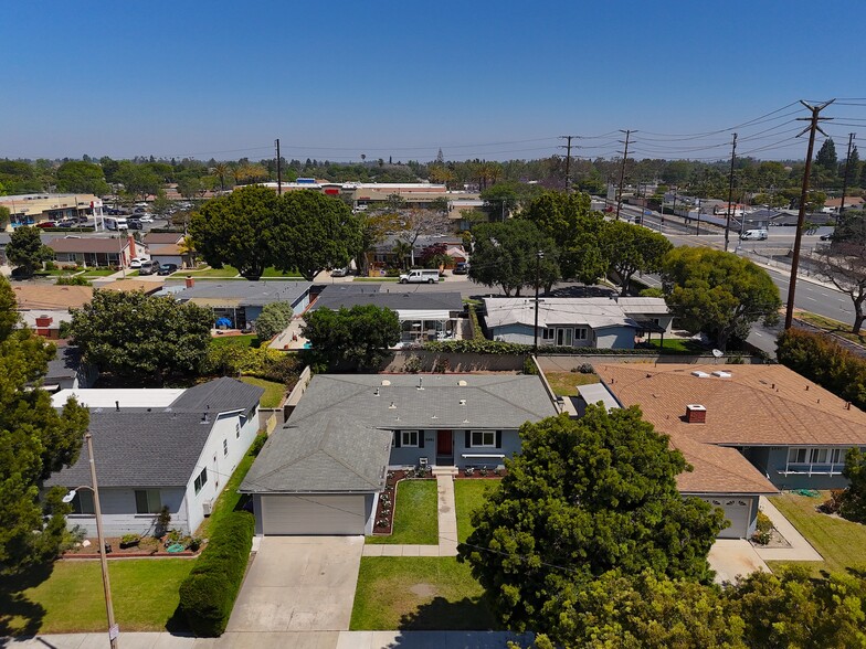 Building Photo - 5981 E Belen St