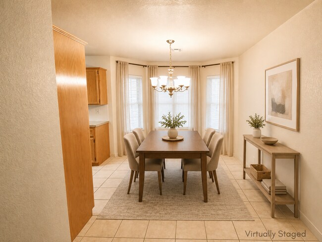 Building Photo - 5603 Golden Dr