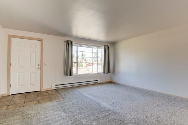 Building Photo - Single Level Pet Friendly Home near Ft. Nu...
