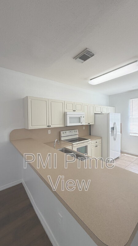 Building Photo - 8934 SW 153rd Ct