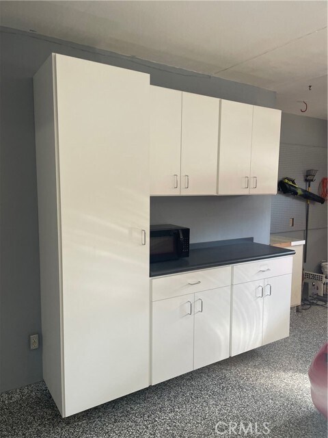 Building Photo - 1208 Hogan Ave