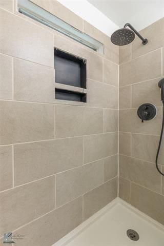 Building Photo - 926 Sunset Dr