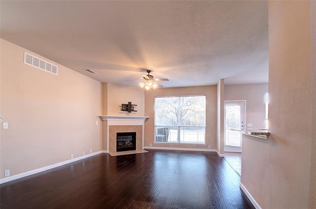 Building Photo - 2012 Trinity Ln