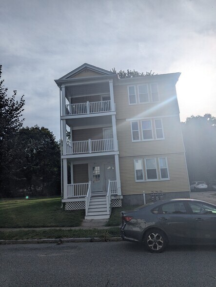 Building Photo - 209 Ingleside Ave