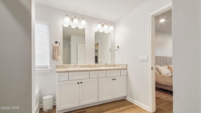 Building Photo - 5044 Rivergrass Dr