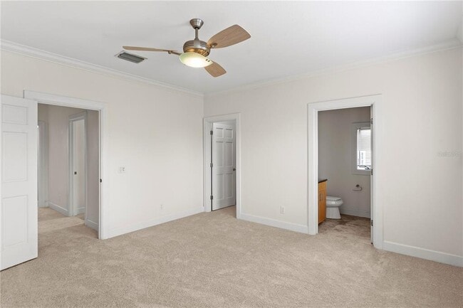 Building Photo - 512 S Glen Ave