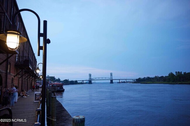 Building Photo - 4711 Azalea Landing Dr