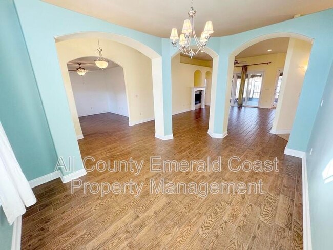 Building Photo - 4403 Sonoma Cir