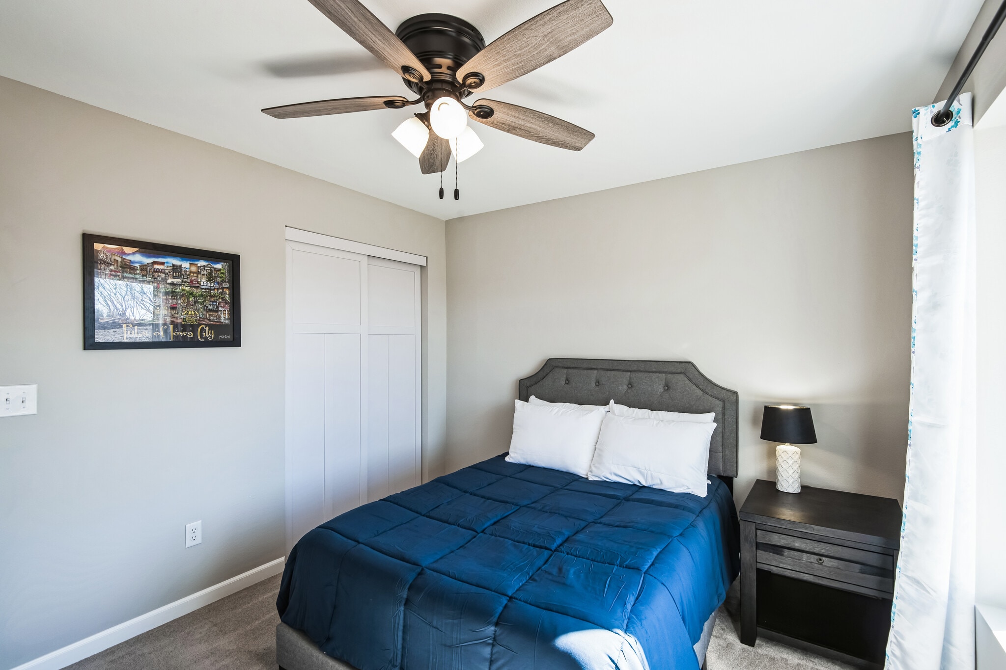 Building Photo - 402 Dawson Dr