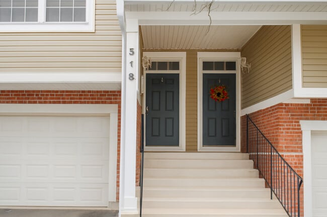 Building Photo - 518 Declaration Ln