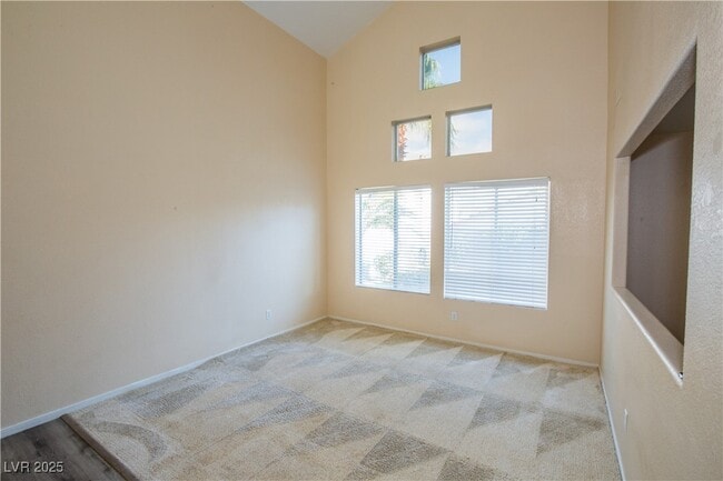 Building Photo - 7820 Paper Flower Ct