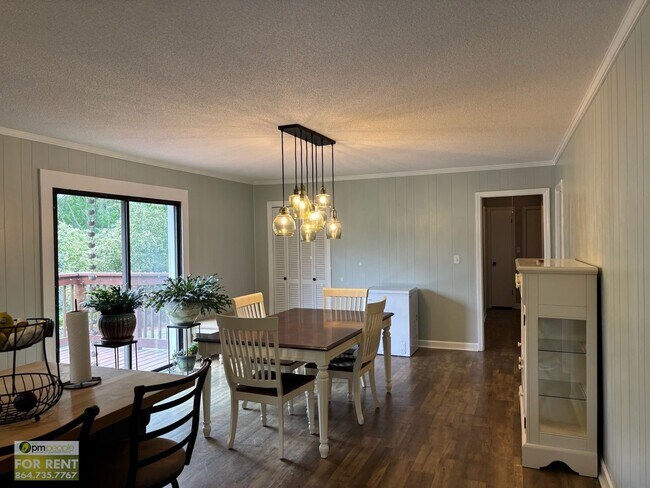 Building Photo - Charming Easley 3/2 Coming Available!