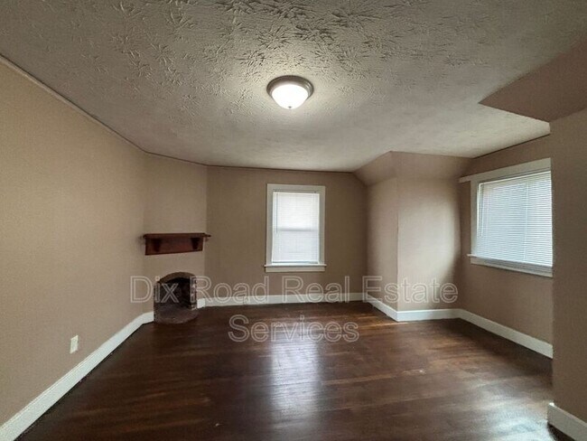 Building Photo - 426 Otterbein Ave