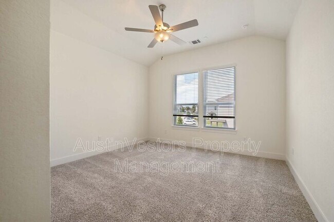 Building Photo - 11202 Gadsen Ln