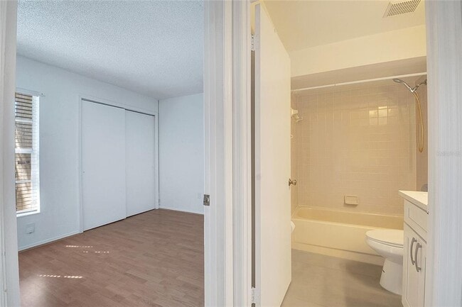 Building Photo - 1239 Lucaya Cir