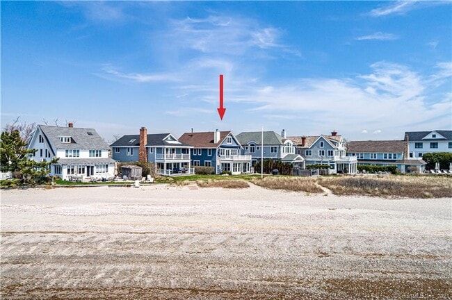 Building Photo - 901 Fairfield Beach Rd