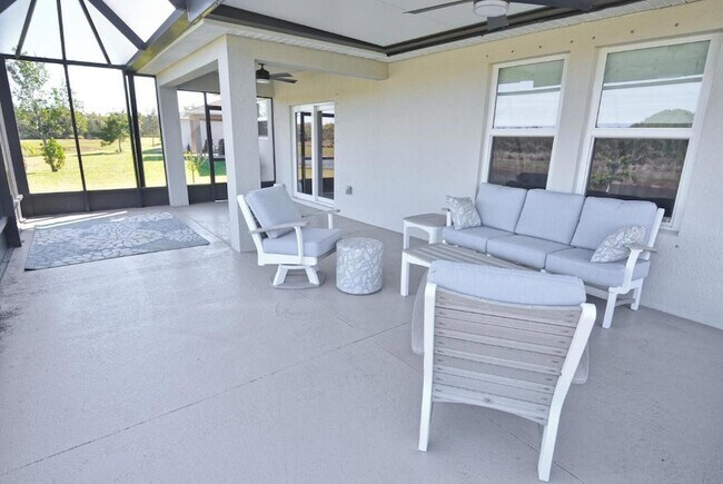 Building Photo - 3524 Carriage Pointe Cir