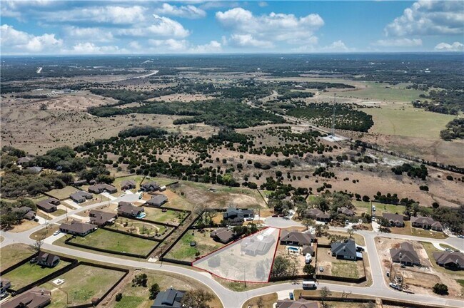 Building Photo - 315 Bluestem Cove