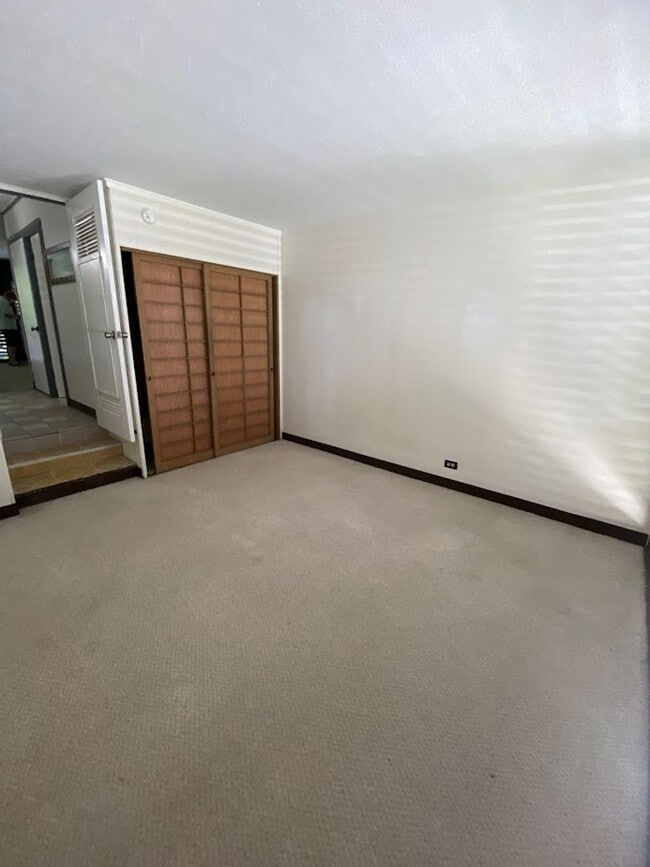 Building Photo - 505LEE