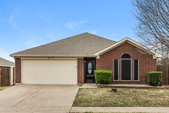 Building Photo - 1159 Whispering Meadows