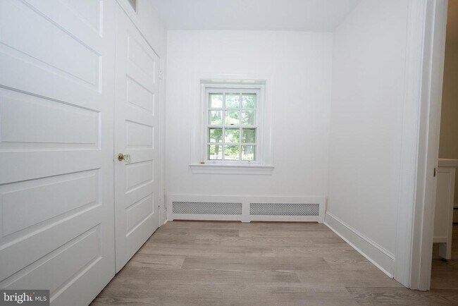 Building Photo - 504 Harriton Rd