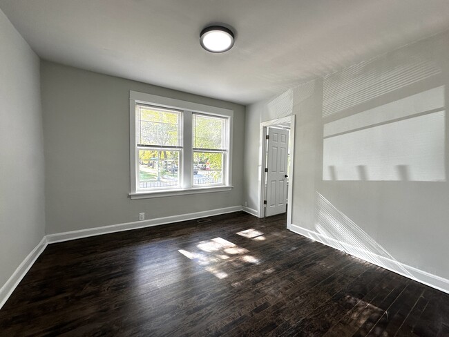 Building Photo - 2605 N Spaulding Ave